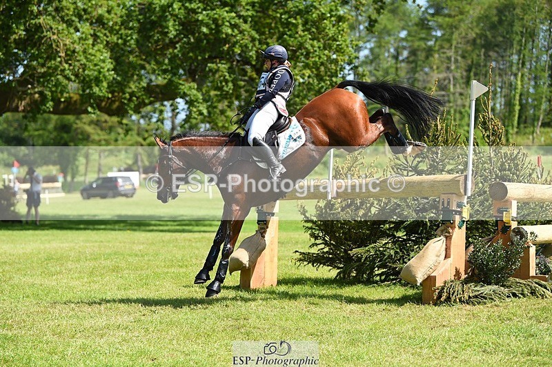 230527-105922-09064 - 264-BALLADEER_JUST_FOR_KICKS-Ellie_Healy-XC