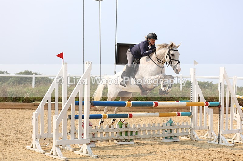 3E7A2243 - Class 7: Senior 1.05m