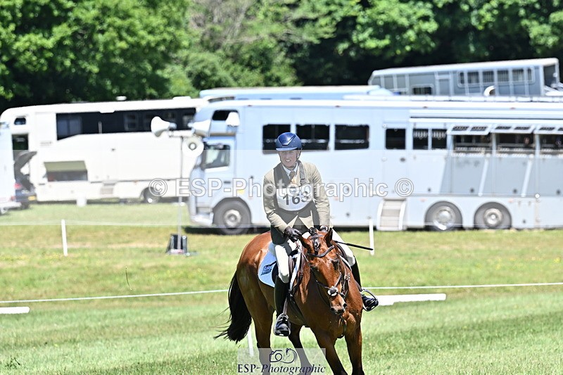 250522B-124222-02157 - 163-POLLAN.HASSEBERG-Olivia.Minihane