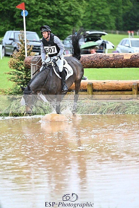 240526-143539-24096 - 507-DASSETT_ROCK_STAR-Tom_D_Crisp