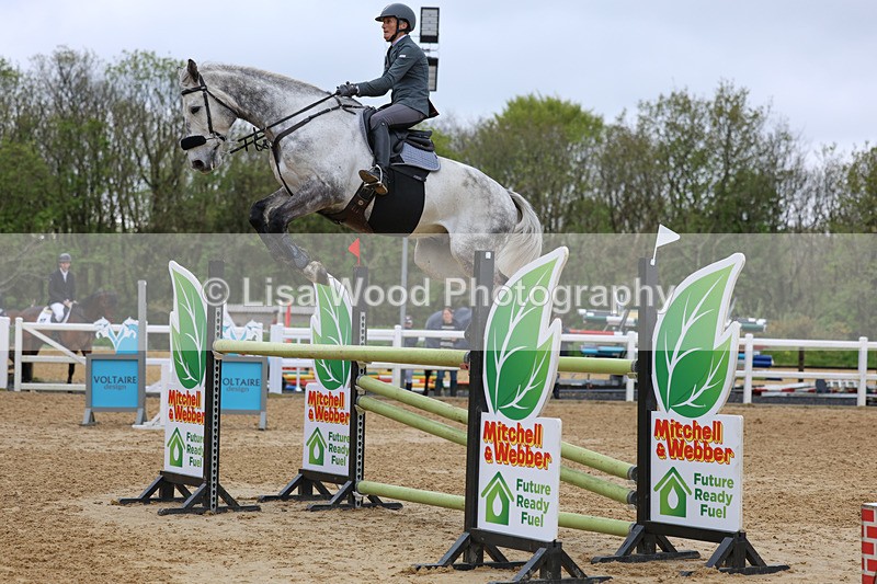 3E7A4269 - Class 7: Senior Foxhunter/1.20 open