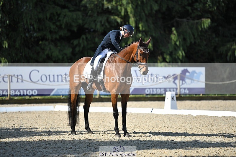 230525-092244-01589 - 304-MADFORD_LAW-Anna_Johannson-WEDTrotUp+DR