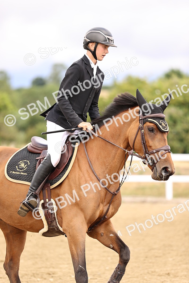 SBM_026861 - Class 13 - Senior Newcomers - 1.10m