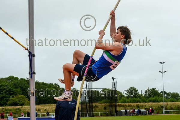 ComMast25-911303 - Field Male Set Two