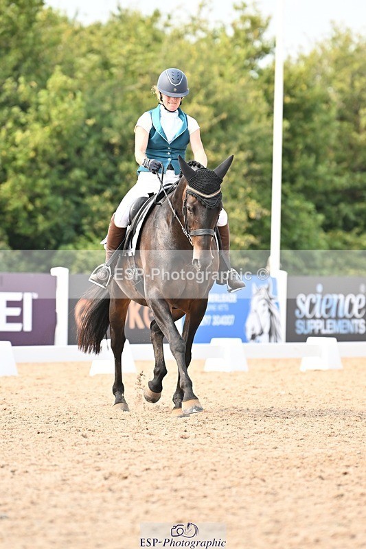 250816-152555-05860 - 036-Georgina.YoungMinuet1v