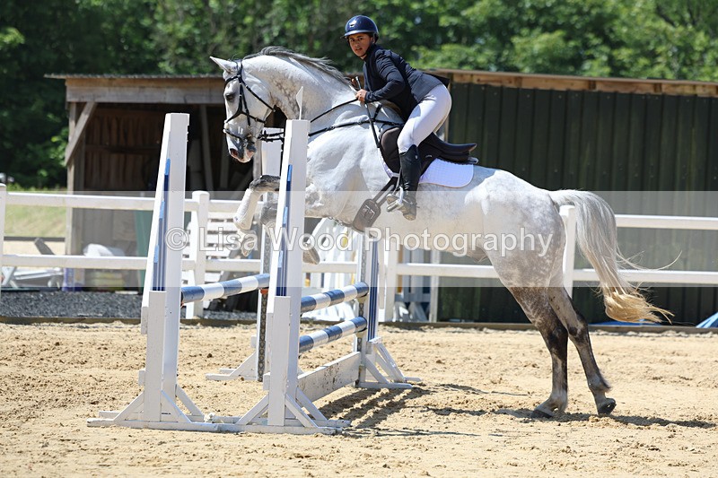 3E7A9686 - Class 8: Senior 80cm