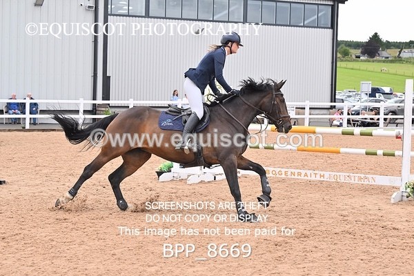 BPP_8669 - CLASS 20 SAT GFS Saddles Senior Newcomers/1.10m Open
