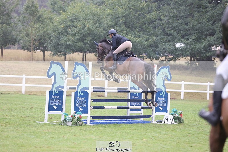 250830A-134619-06790 - Cls 16 Snr Newcomers and 1.10m Open