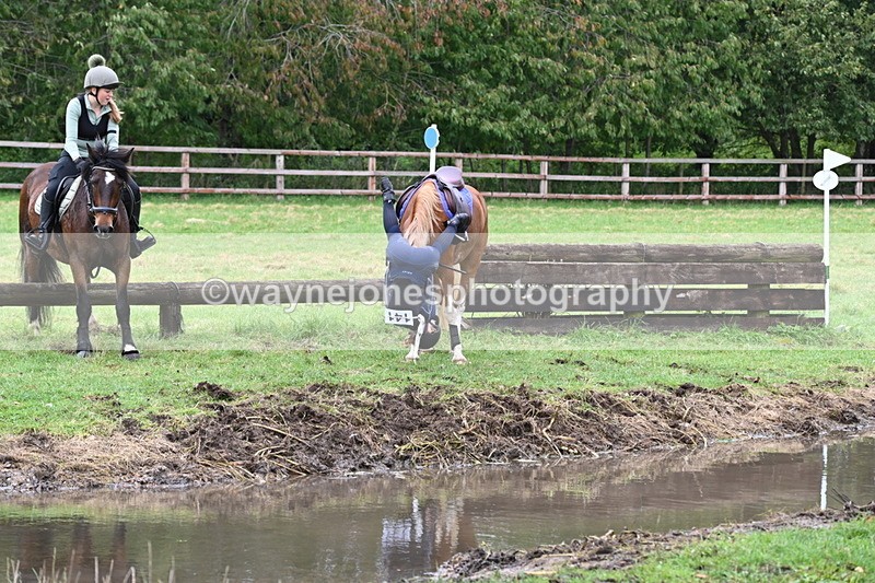 WJ6_5886 - Time at Photographer 12:31 to 12:40