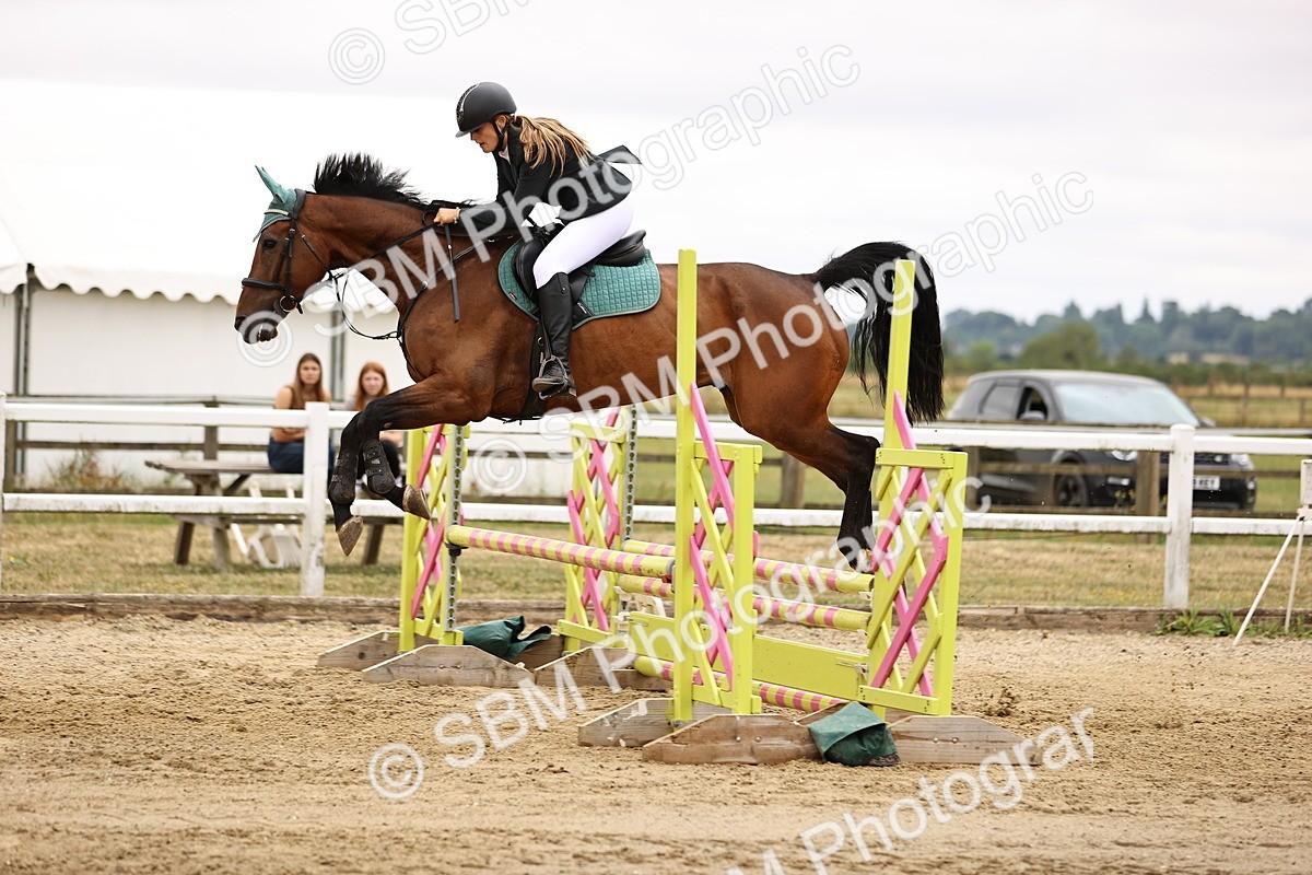 SBM_024465 - Class 8 - Clear Round