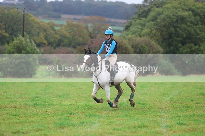 3E7A1268 - Class 2: 70cm: Half Roll Top