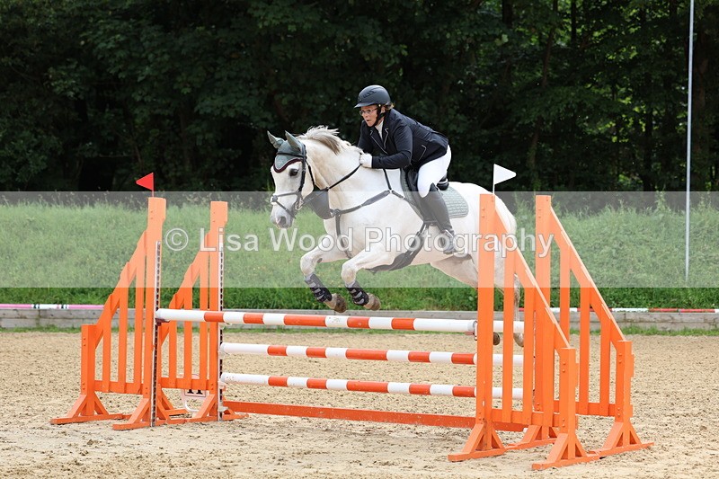 3E7A6270 - Class 4: Senior British Novice/90cm open