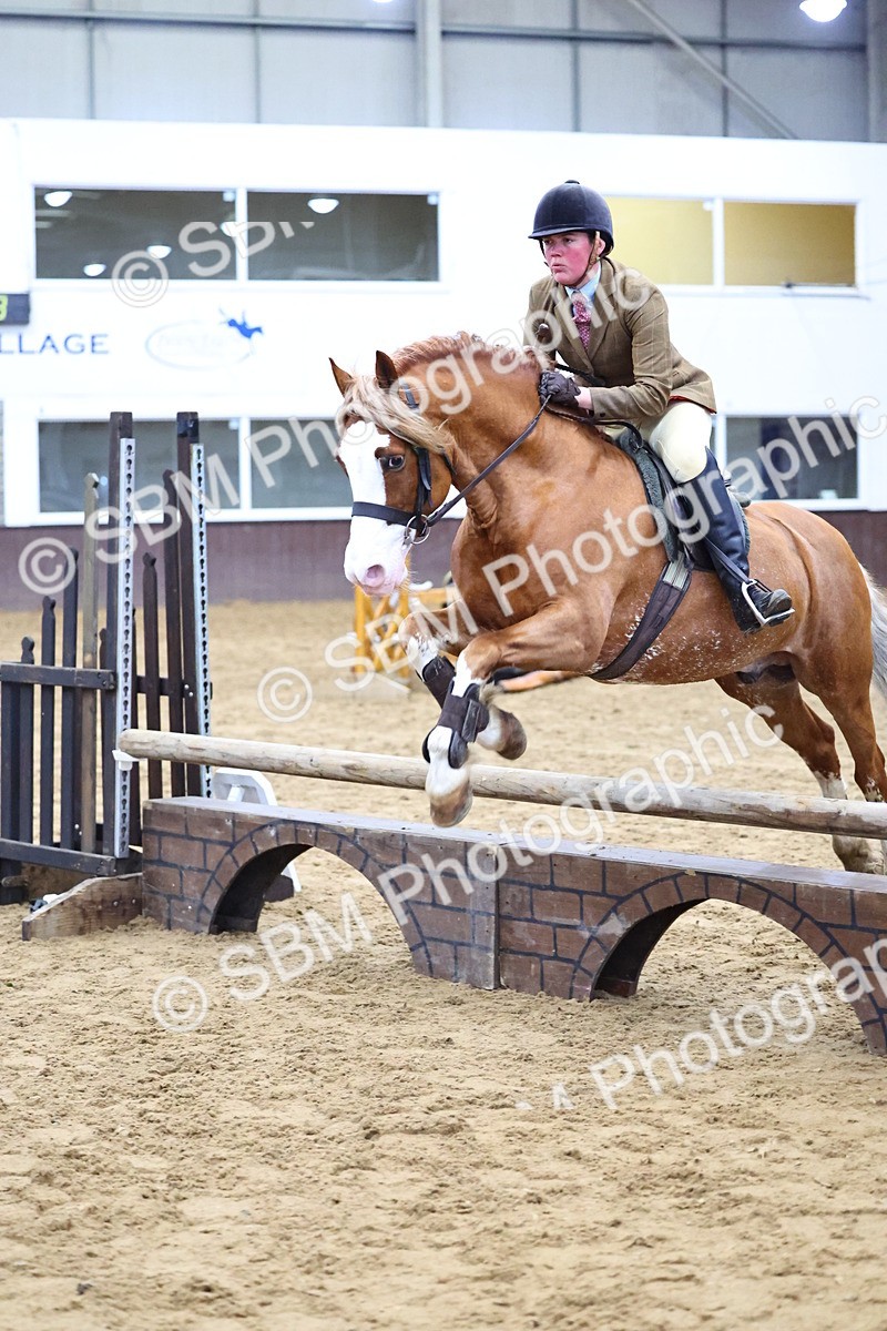 SBM_005033 - Class 41 - Not exceeding 143cms