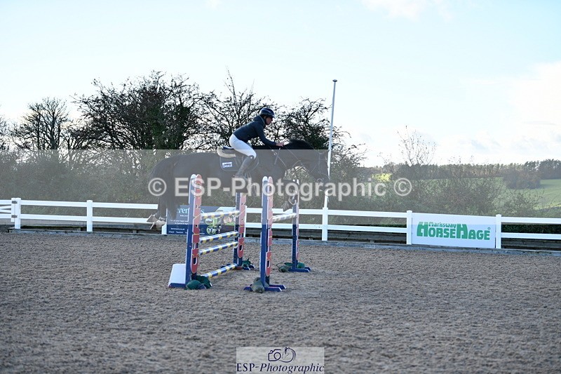 231110A-143929-00826 - Cls 6 Foxhunter & 1.20m Open