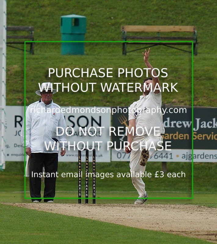 DSC09961 - Netherfield v Fleetwood
