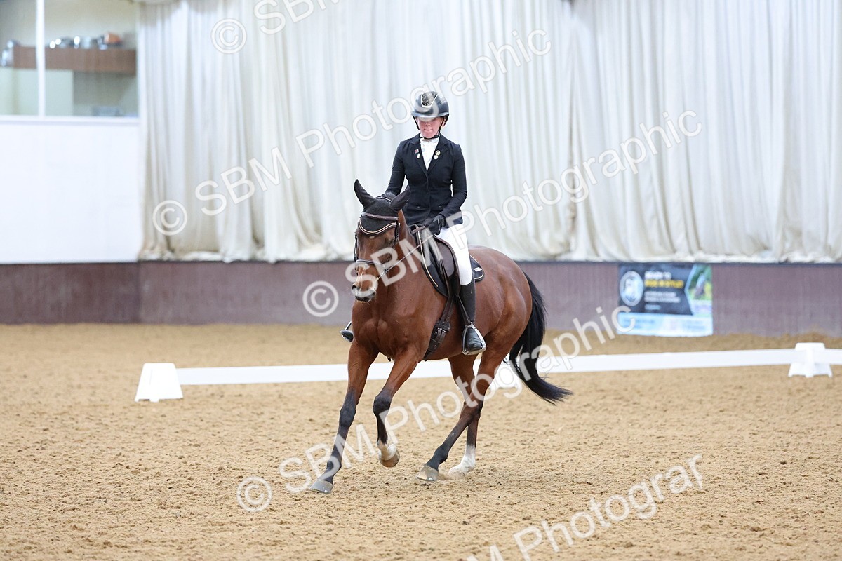 SBM_003893 - Novice