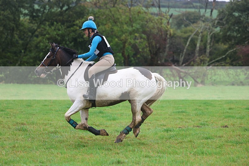 3E7A1279 - Class 2: 70cm: Half Roll Top