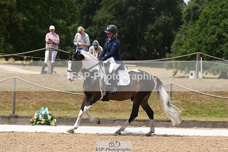 250720A-124037-10437 - 164-Dominique.Kinnaird-Perry-Pallas.Vanquish