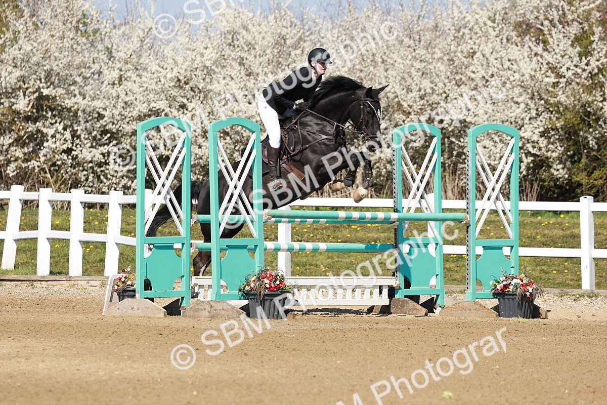 SBM_004108 - Class 17 - Senior Newcomers - 1.10m