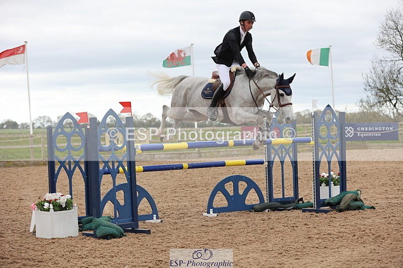 240419A-110446-06310 - Cls 2, 2 Star Small Tour 1.30m