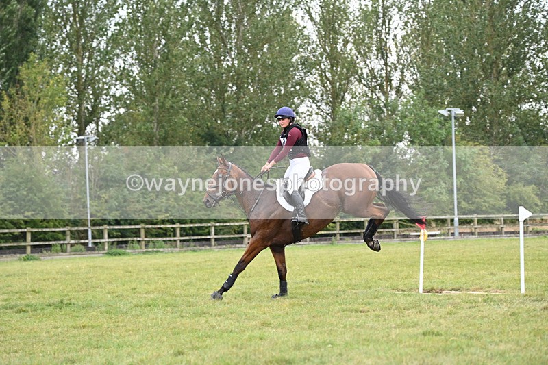 WJ6_3713 - 80cm XC Time 16:05 to 16:24