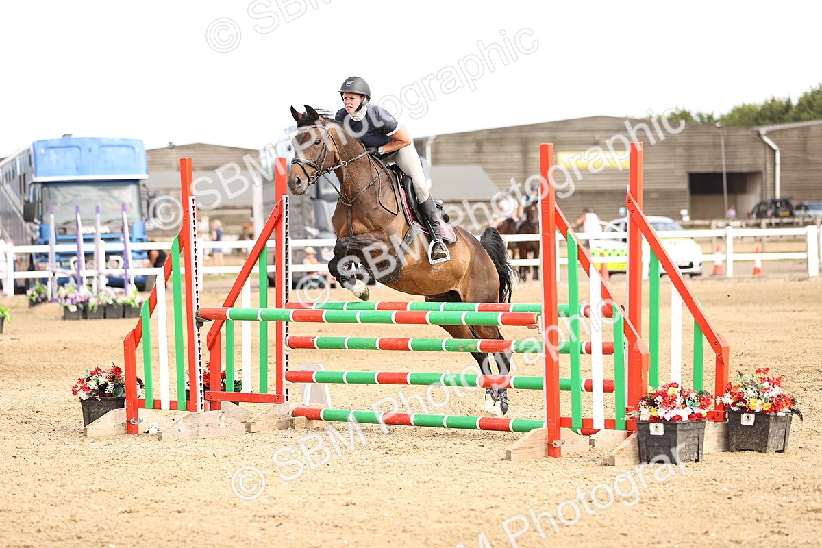 SBM_002408 - Class 18 - Ariat Senior British Novice- 90cm Open