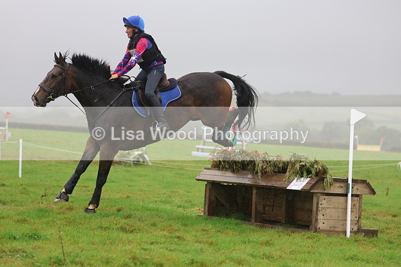 3E7A1827 - Class 4: 80cm: Box