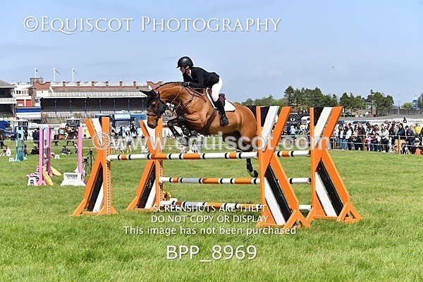 BPP_8969 - CLASS 3 The RHS Andrew Hamilton Coach Novice Qualifier (1.20m)