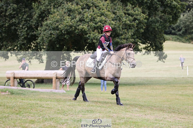 240825X-161416-36444 - 80cm XC 15.30 to 16.30