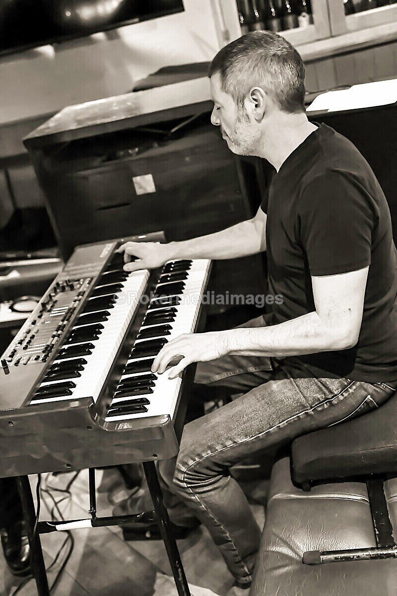 Derek Nash Dec 2025-20 - Derek Nash and Jonny Henderson Trio