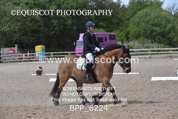 BPP_6224 - 26 F WALKER