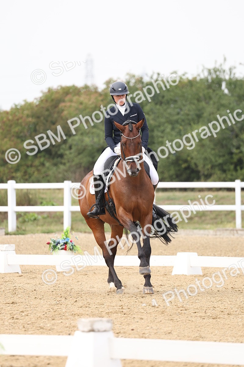 SBM_007469 - Class 9 - FEI INT I - 14.57-15.45