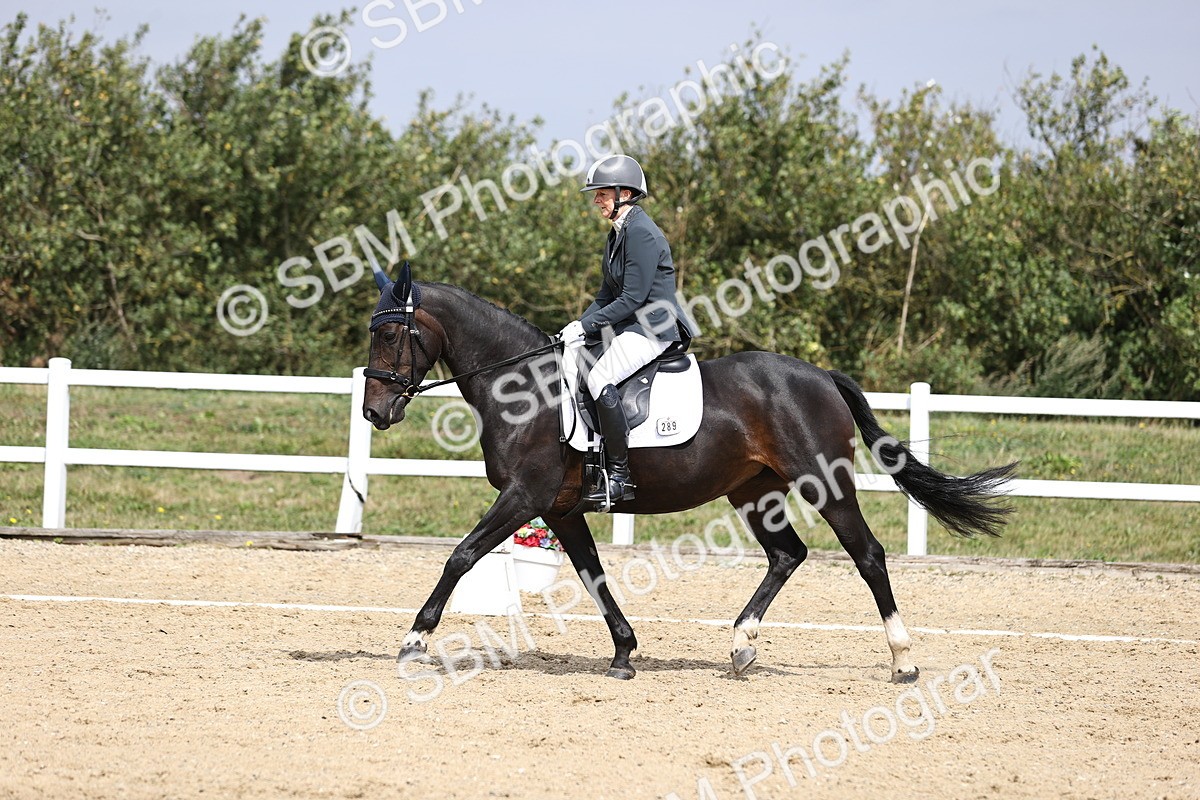 SBM_016898 - Class 14 Novice 23 - 11.53-12.56