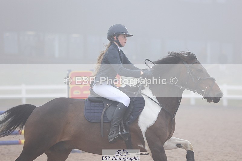 240630A-081034-11112 - Cls 30 British Novice and 80cm Open