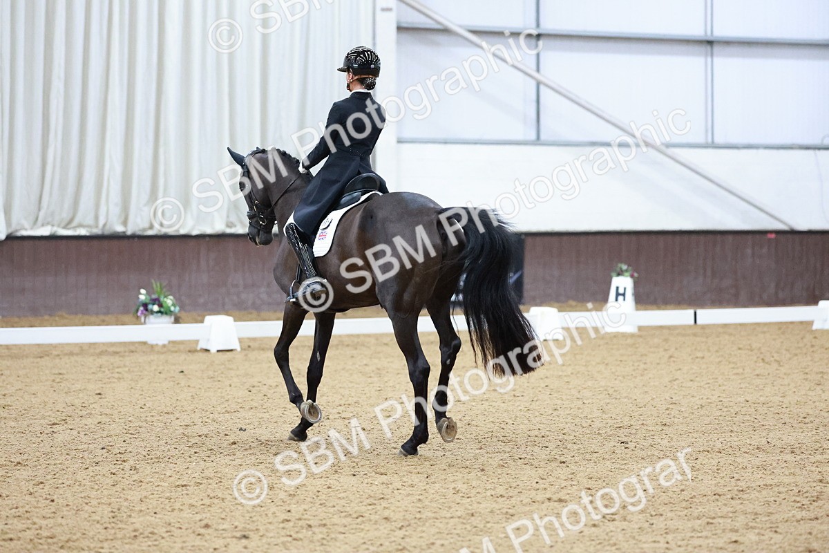 SBM_021181 - Class 14 - FEI Grand Prix - 17.40-18.34