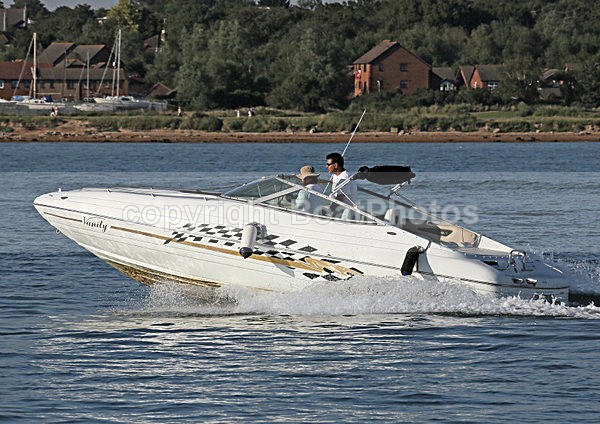 120724 VANITY WT7A7469 - Motorboats - Open