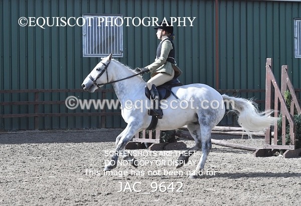 JAC_9642 - CLASS 1 Nursery Novice Working Hunter (0.50m)