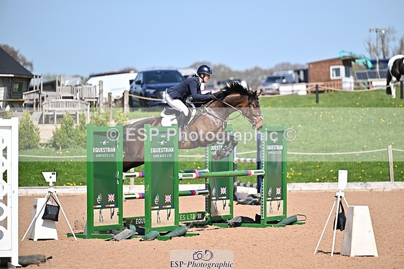 260408-130035-00607 - Cls 4 Snr 1.05m