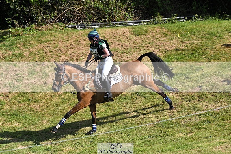 230527-095453-08617 - 206-MEXICAN_WAVE-Daisy_Bathe-XC