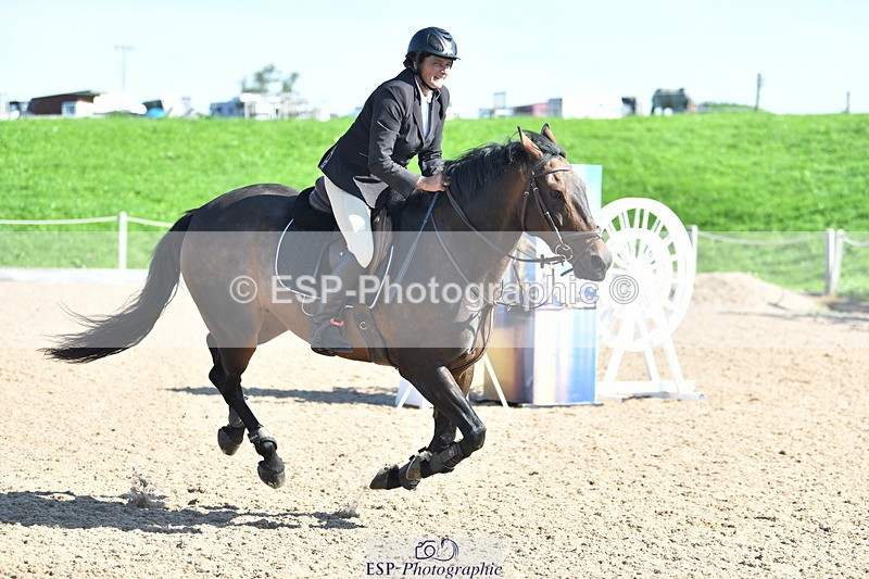 230903A-101859-03658 - Cls 12 95cm Amateur Quali