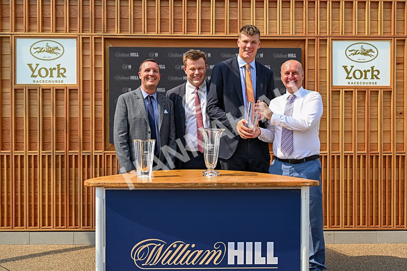 100726-Race 2-Flora Of Bermuda-4521 - Race 2 14.45pm William Hill Summer Stakes