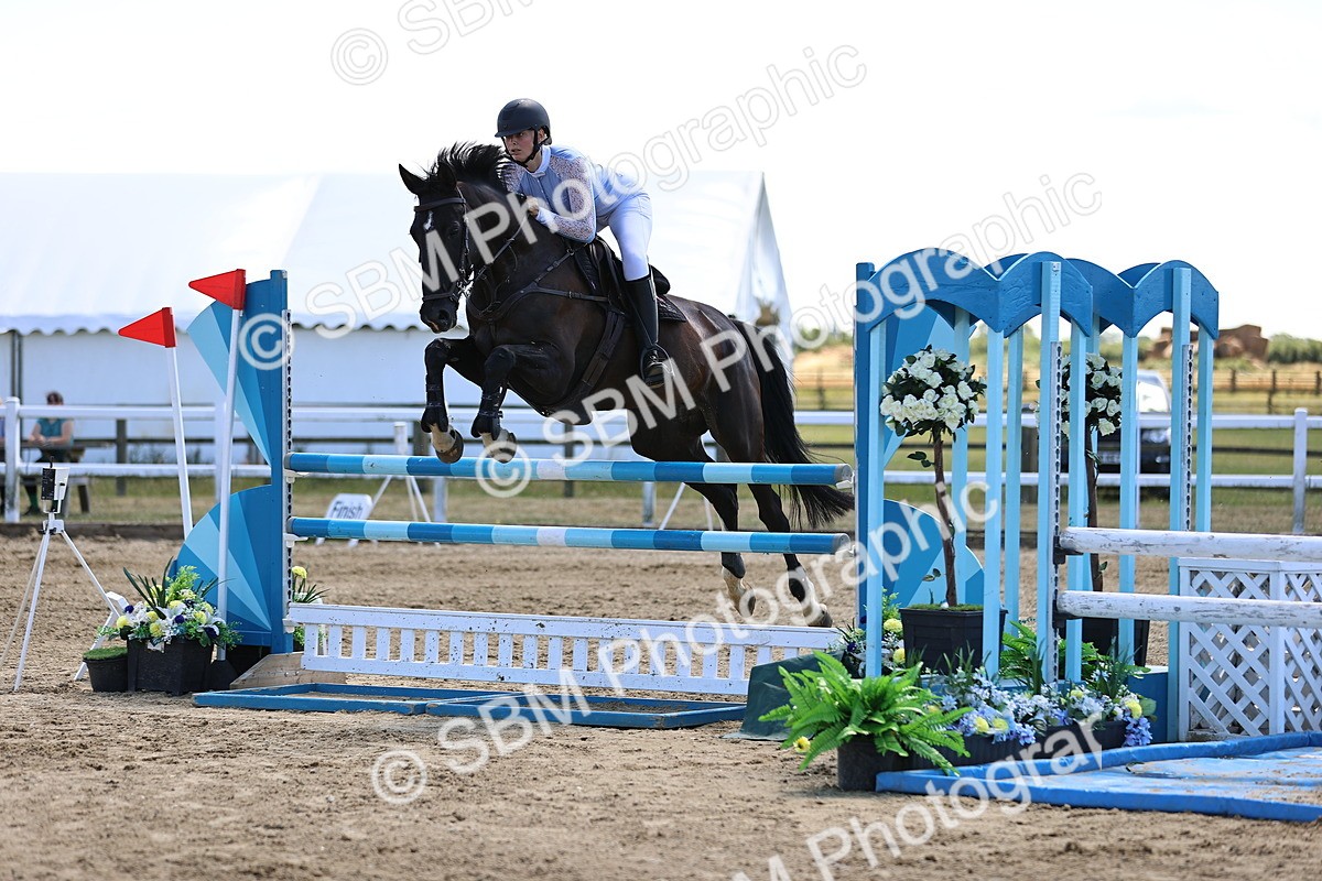 SBM_014948 - Class 15 - Senior Newcomers - 1.10m Open