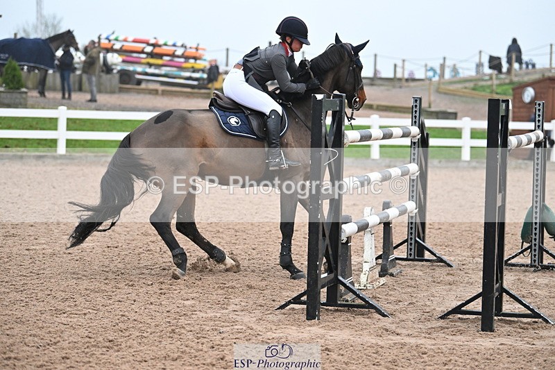 241102A-152908-06112 - SAT Cls 17 National 1.30 & 1.40m