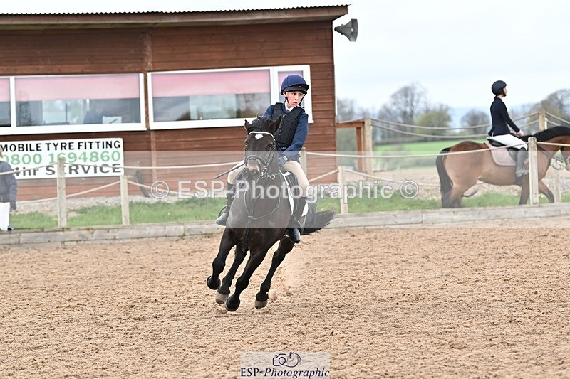 250414-112531-00514 - 90cm Round 1