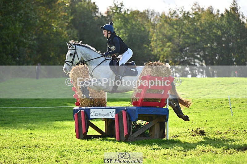 251025A-124853-19264 - F-451-Olivia.Clothier