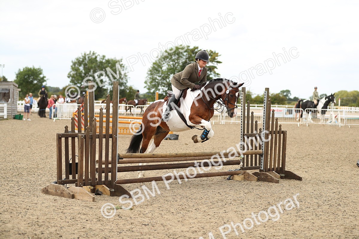 SBM_05579 - Class 48a Style & Performance 70cm (15-19)