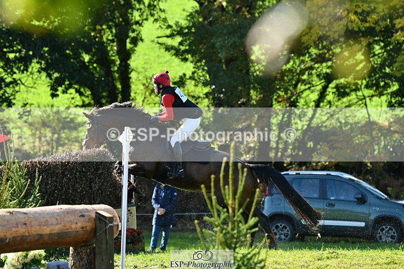 251025A-122712-19661 - F-420-Helen.Buckland