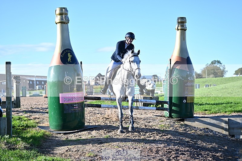 240912A-174718-02759 - Cls 7 Snr 90cm Open Speed Derby