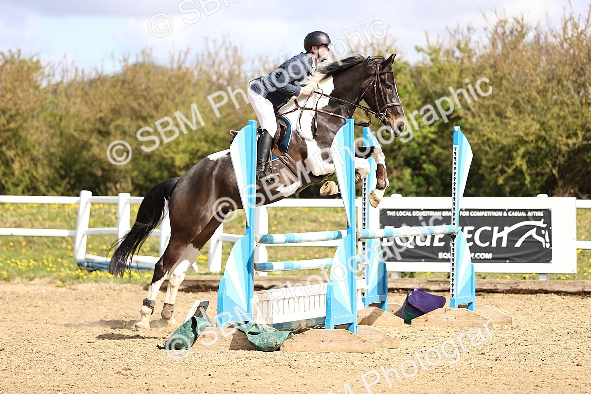 SBM_003352 - Class 16 - Senior Discovery - 1.00m