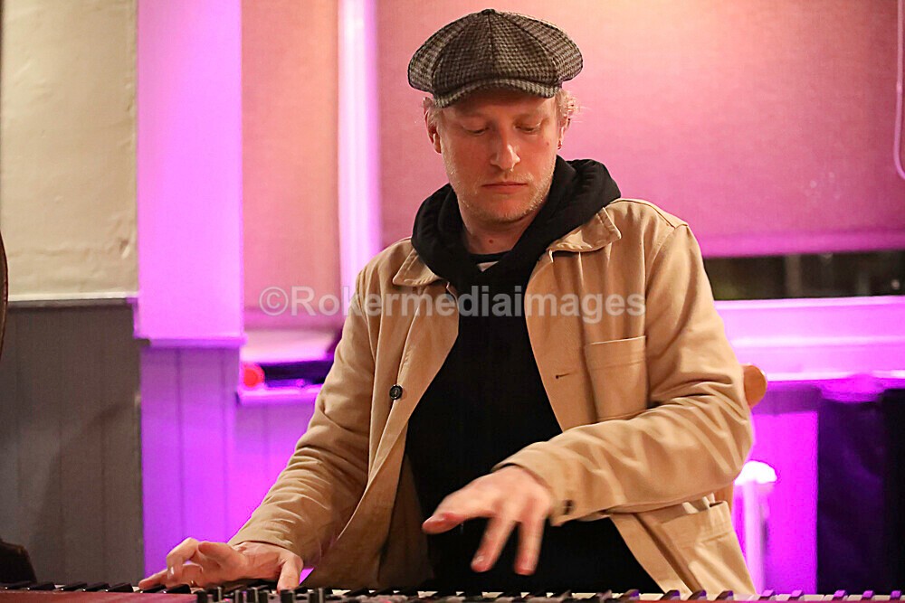 Joe-29 - Joe Webb Music